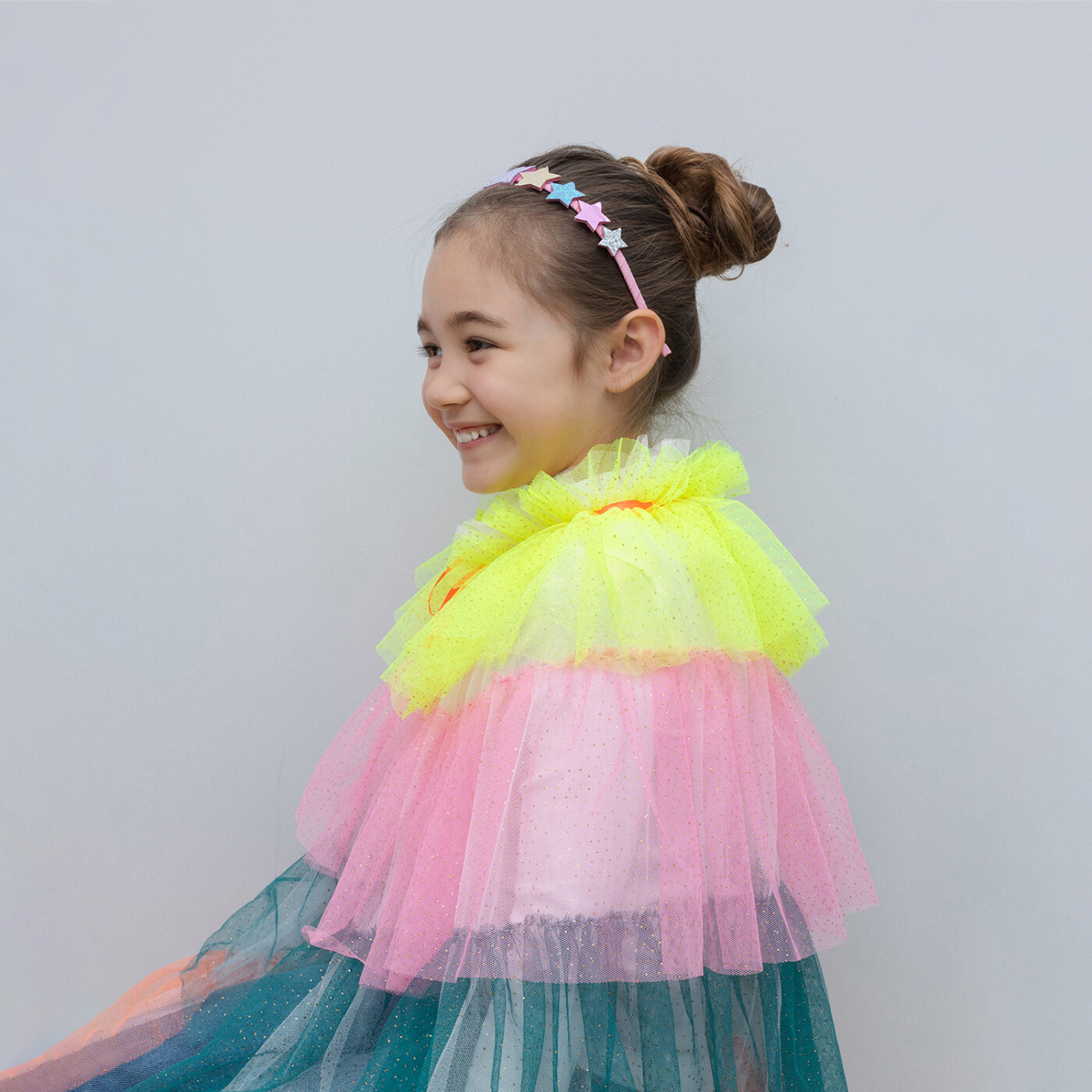 Mimi Lula Kappe Ruffle Rainbow Party
