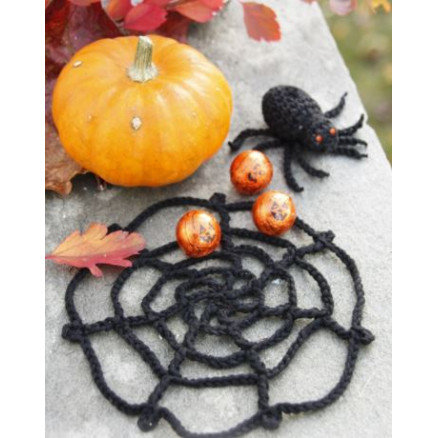 Webster Drops Design Halloween Pynt Hækleopskrift Edderkop