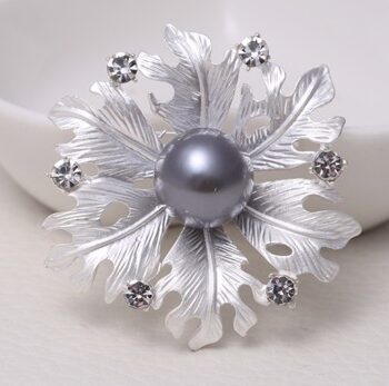 Broche Perleblomst Sølv